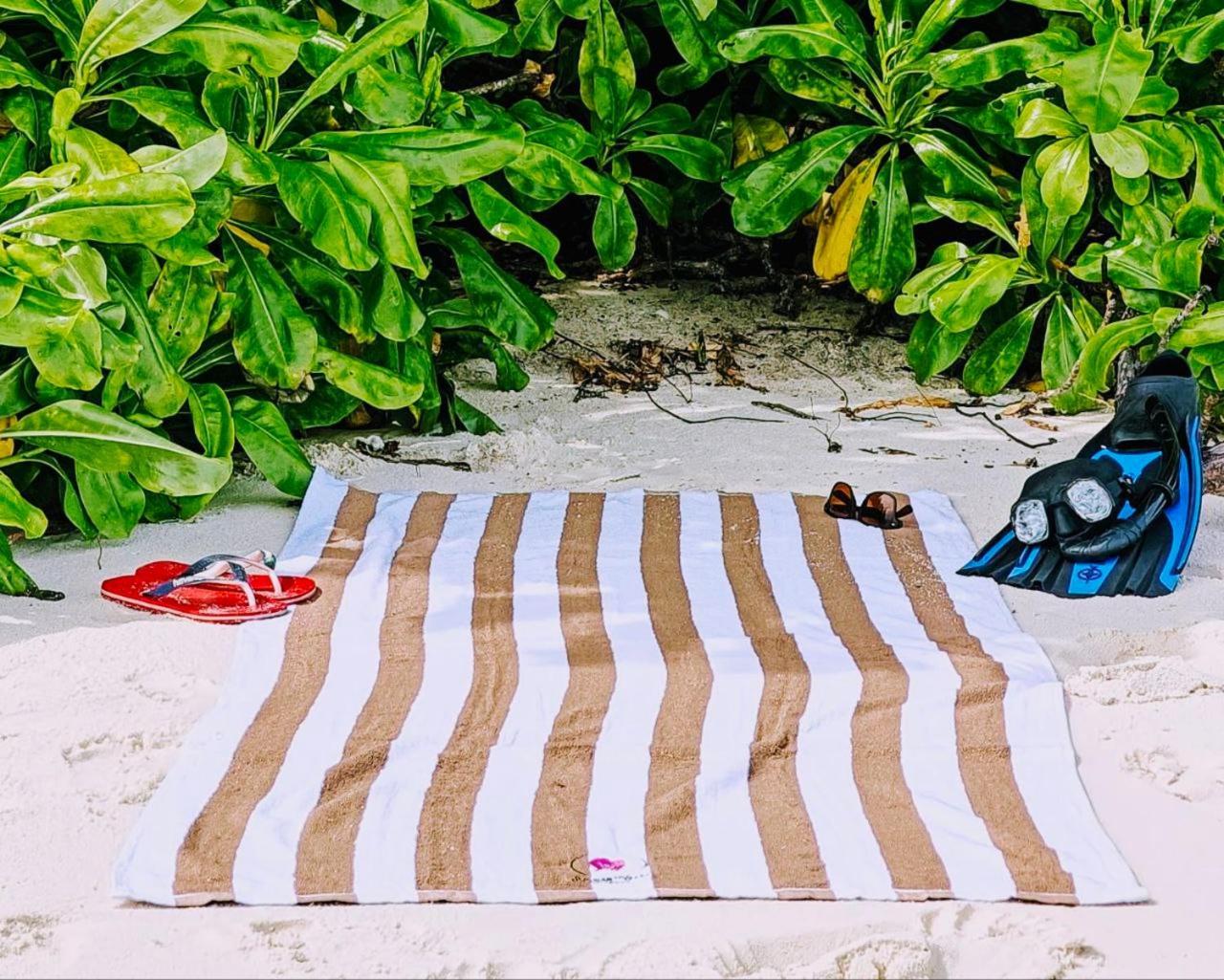 Bougan Villea Retreat Bodufolhudhoo Esterno foto